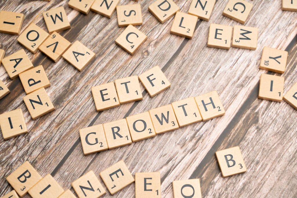 Career Growth Strategies: Navigating Career Pivots for Seasoned Professionals and Executives